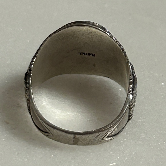 Vintage ~Sterling Silver US Army 5h Armored Division /Eagles Design Size 8 Ring - Picture 14 of 15